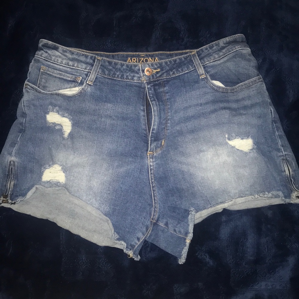 Arizona high rise shorts